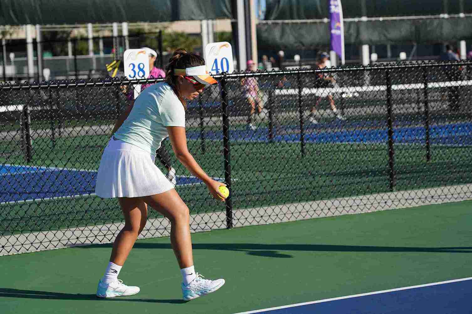 Master the Pickleball Serve: Complete Beginner's Guide